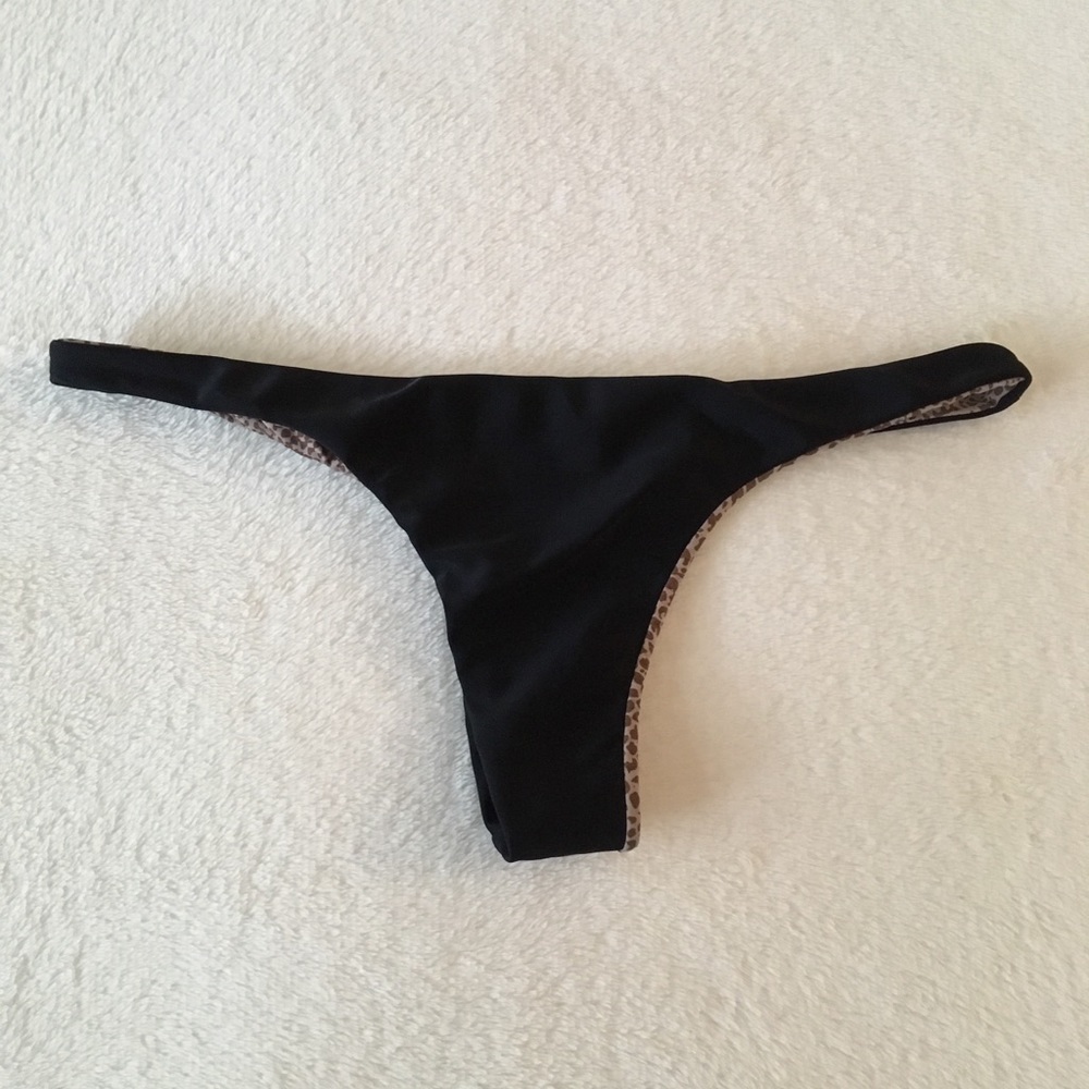 Acacia pipeline bikini bottom in storm Large